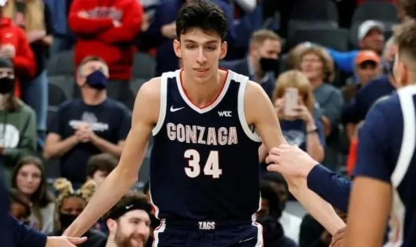 足球在线直播观看-霍姆格伦：雷霆魔术我都可以 喜欢模仿杜兰特打球