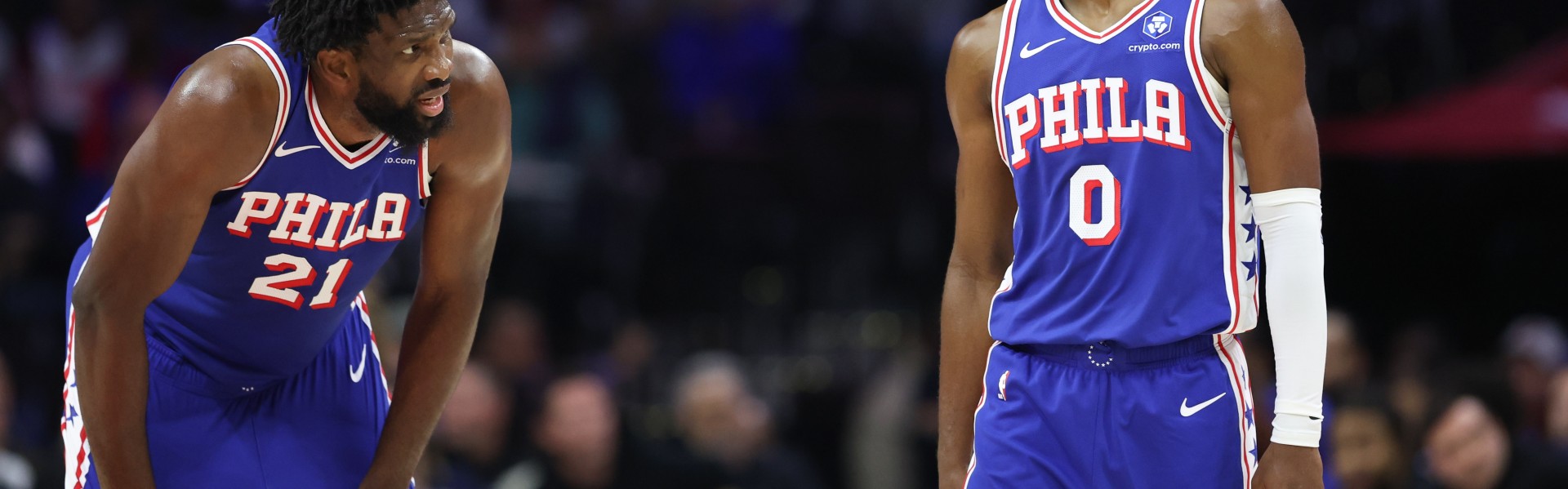 足球在线直播观看-小里弗斯：76人季后赛有机会走得更远 前提是确立马克西老大地位