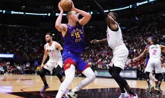 足球免费直播观看-再轰独一无二数据 高效约基奇令MVP竞争对手绝望