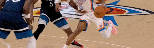 华子亲手送亚历山大20+！这眼神，是要弑父啊！